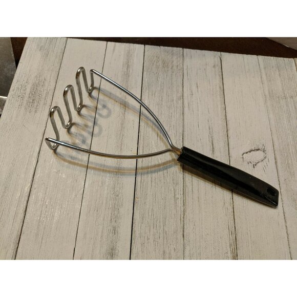 Vintage EKCO #9 Potato Vegetable Masher Black Handle Utensil 9" - Picture 4 of 6